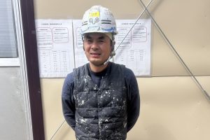 スタッフ　カク ケンイ｜株式会社 心塗